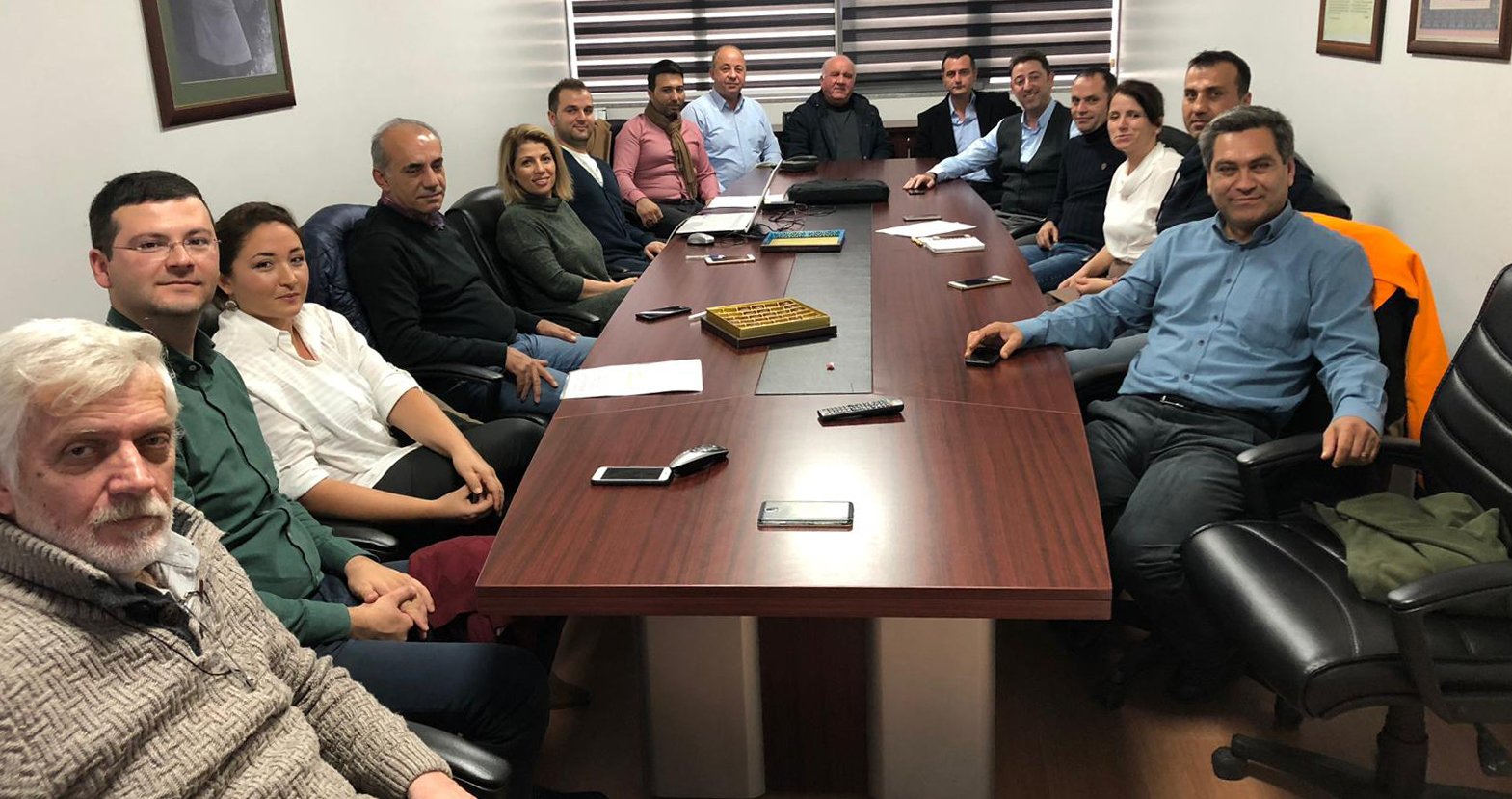 4. MESLEK KOMİTESİ ÜYELERİNDEN OTOPARK YÖNETMELİĞİ İLE İLGİLİ  BANDIRMA BELEDİYESİ’NE  ZİYARET