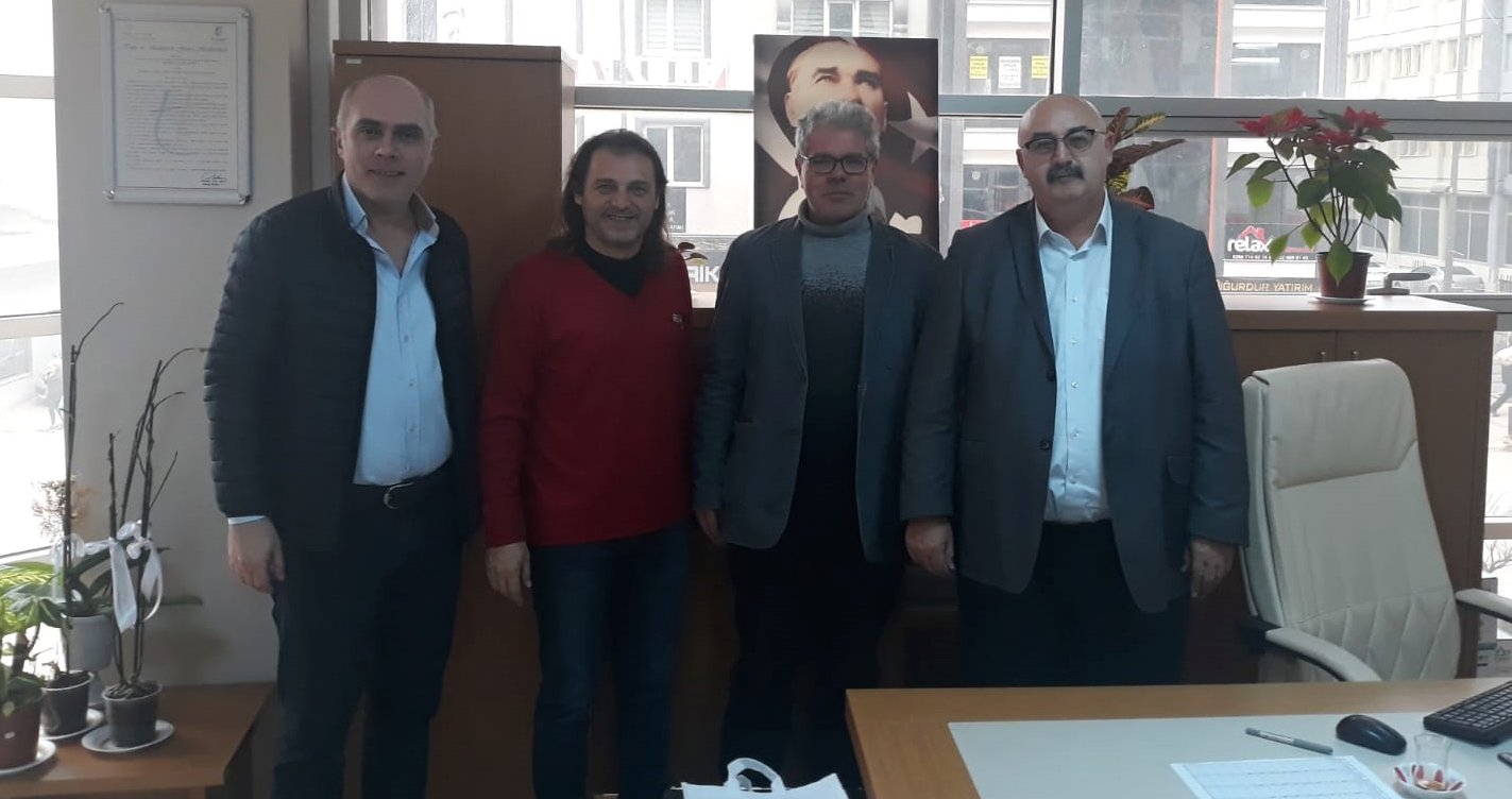 17. MESLEK KOMİTE ÜYELERİNDEN BANDIRMA TAPU MÜDÜRLÜĞÜ’NE ZİYARET