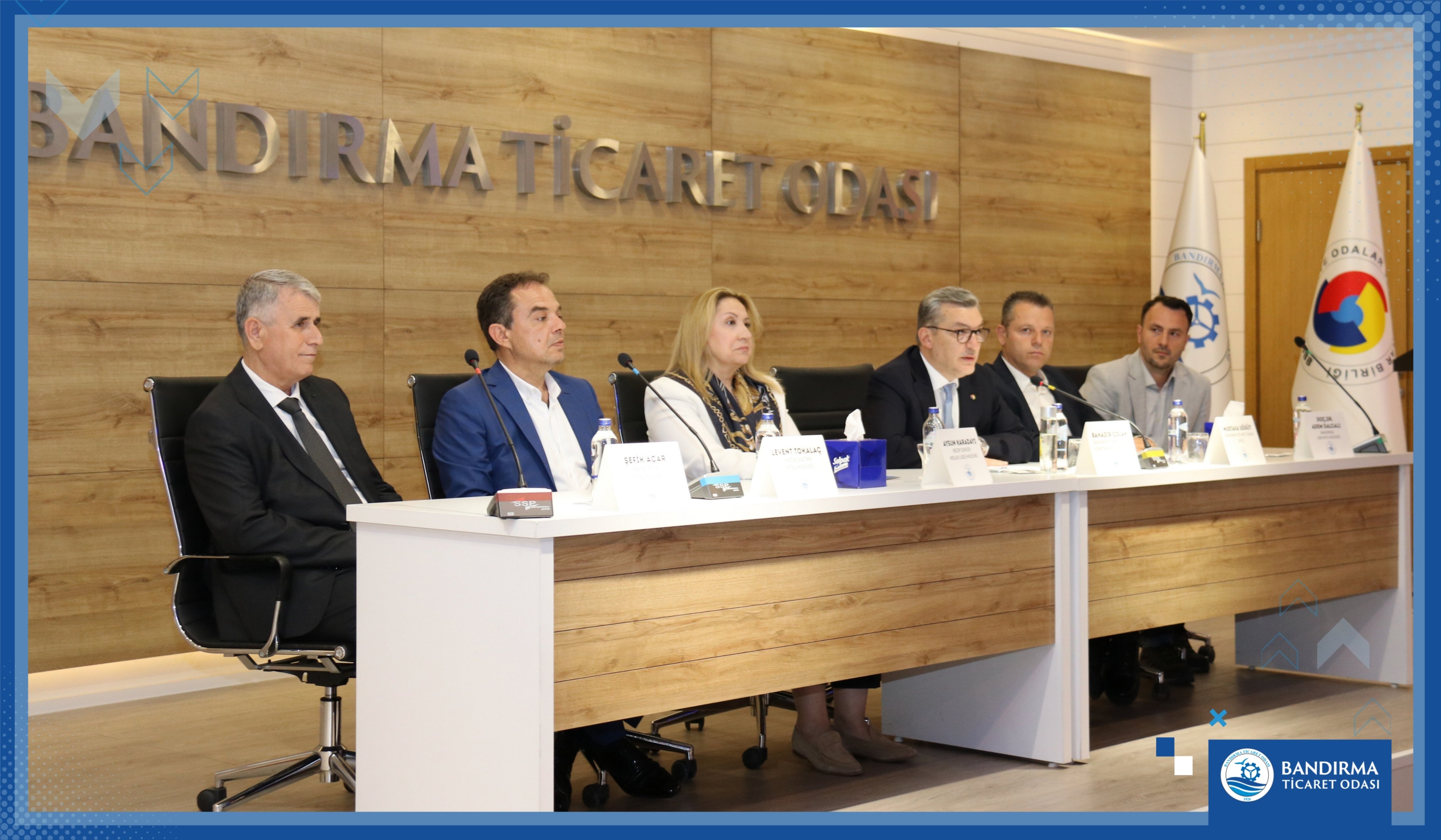 MESLEK LİSELERİNİN TANITIMI İÇİN ÖĞRENCİ VE VELİLERLE BULUŞULDU