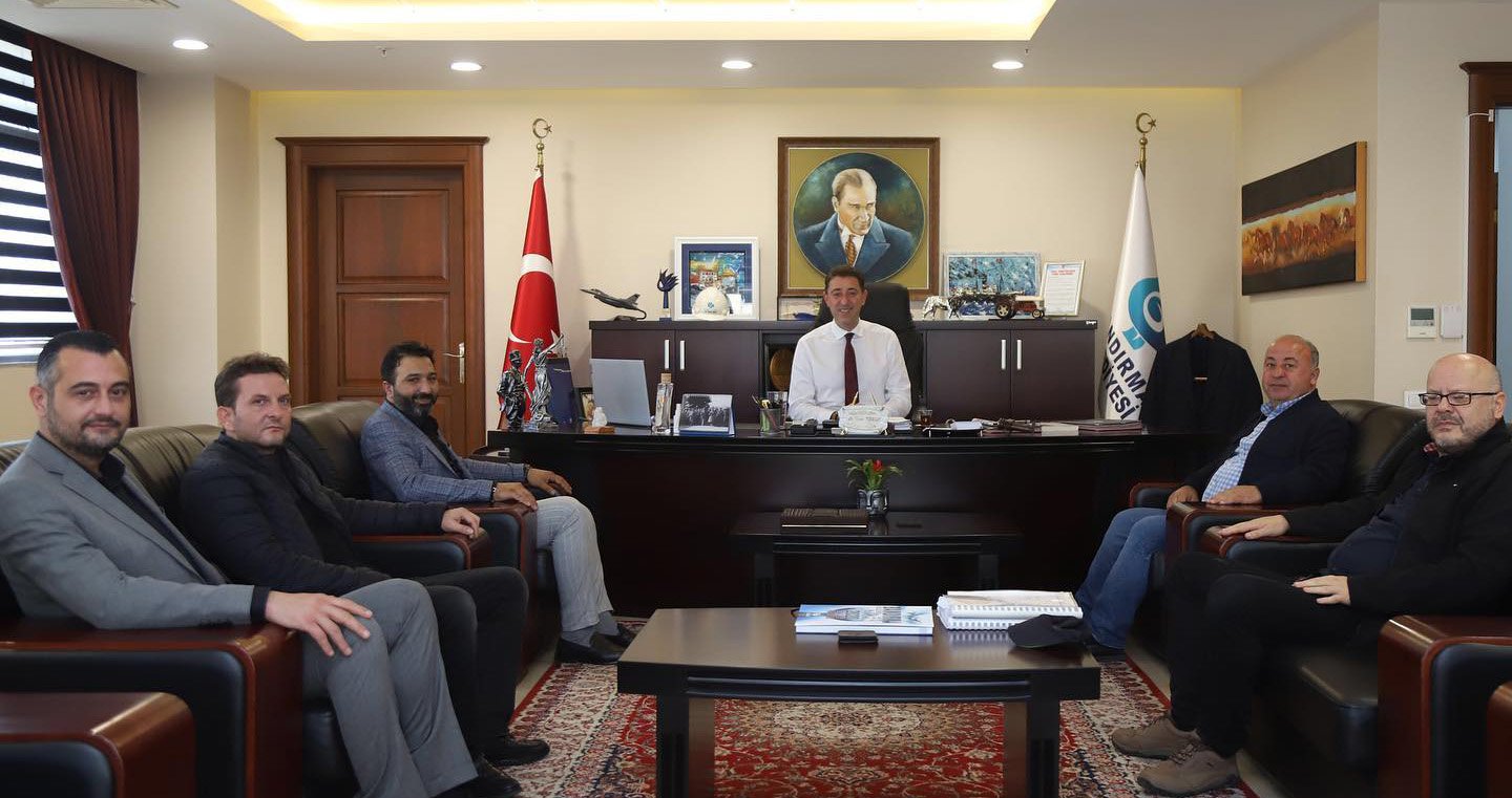 4. MESLEK KOMİTESİNDEN BANDIRMA BELEDİYE BAŞKANI TOLGA TOSUN’ A ZİYARET