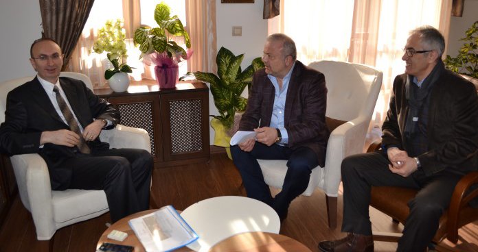 BANDIRMA TİCARET ODASI’NDAN KAYMAKAM YAZAR’A ZİYARET