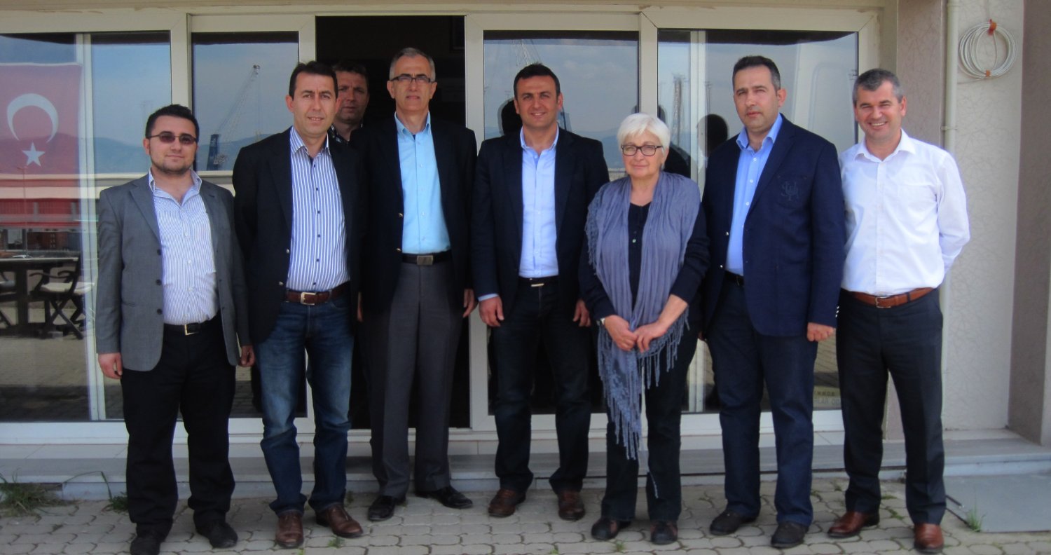 8. MESLEK KOMİTESİ ÜYELERİNDEN MİMARLAR ODASINA ZİYARET